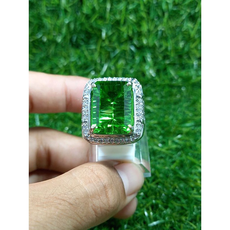 TERMURAH BATU MOLDAVITE CUTTING OCTAGON ASLI