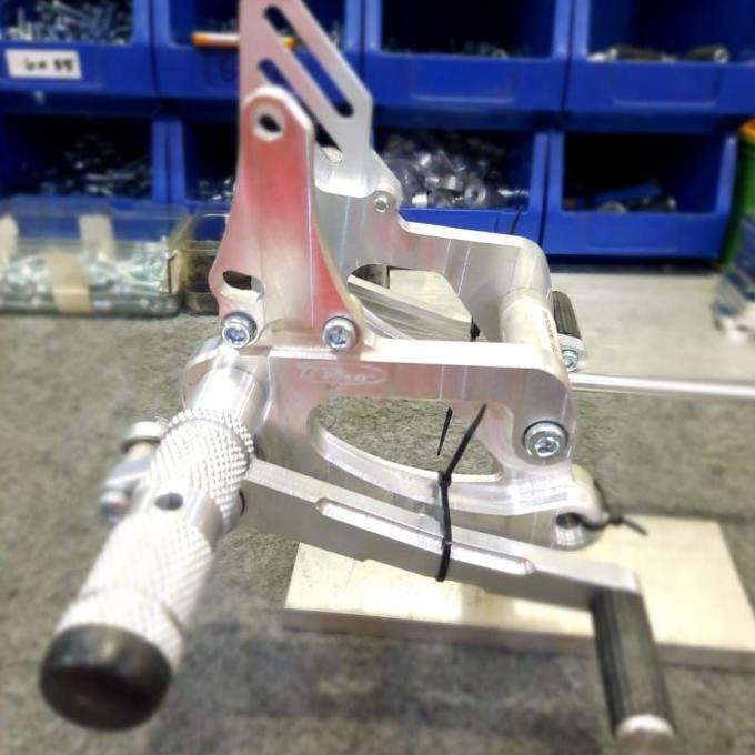 Termurah Footstep Underbone Vixion Original Bpro