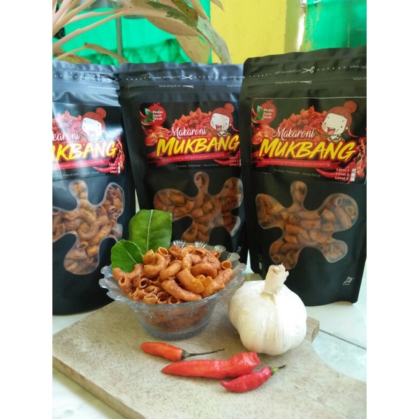 

Makaroni Mukbang Pipa ( Mulezz Bareng Rempahnya Bikin Nendang)