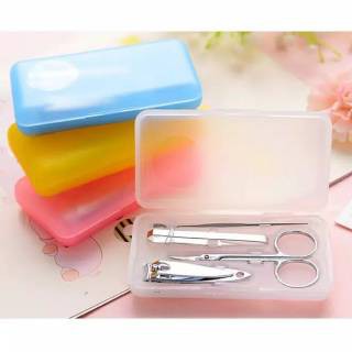 [DEASHOP] MANICURE SET 4 PCS / MENICURE PEDICURE SET GUNTING KUKU PINSET GUNTING ALIS PEMBERSIH T