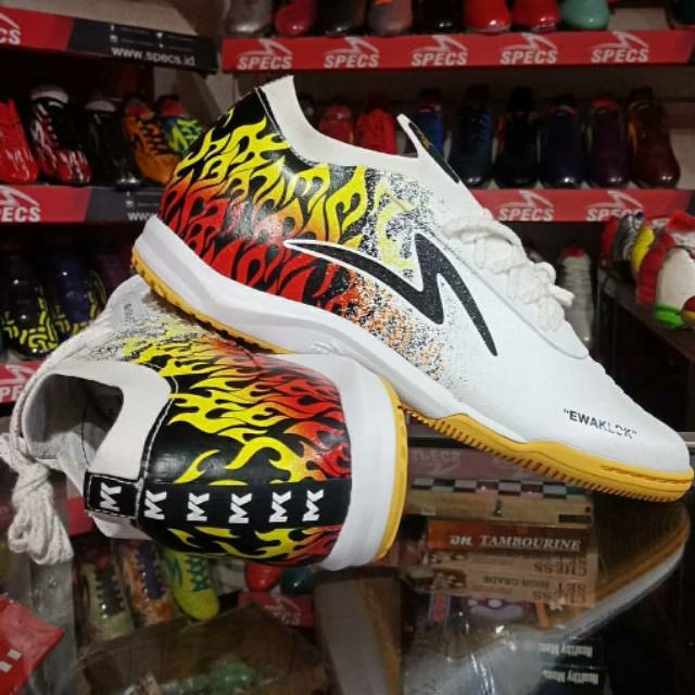 SEPATU FUTSAL SPECS ACCELERATOR LIGHTSPEED II IN KLOK
