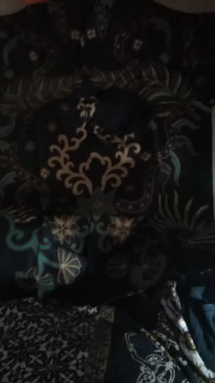 Destamukti Kemeja Batik Pria Lengan Panjang Reguler Fit Lapis Furing Katun Baturaden