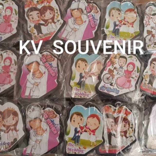 Souvenir gantungan kunci pengantin