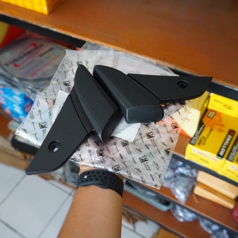 Footstep Set Vespa Matic Sprint Primavera Original Part Piaggio