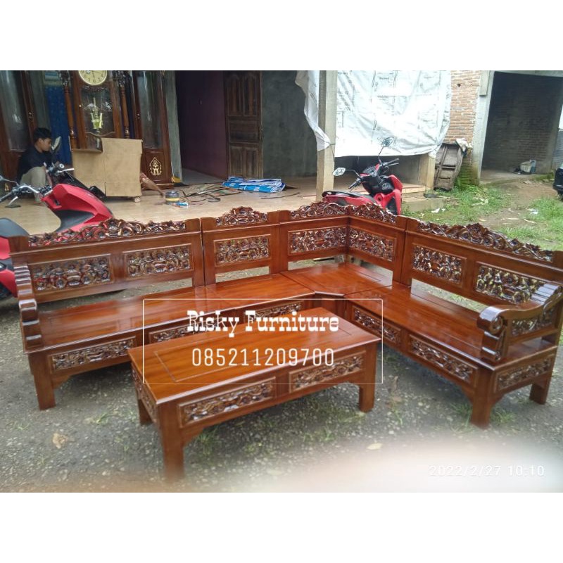 kursi ruang tamu jati ukiran