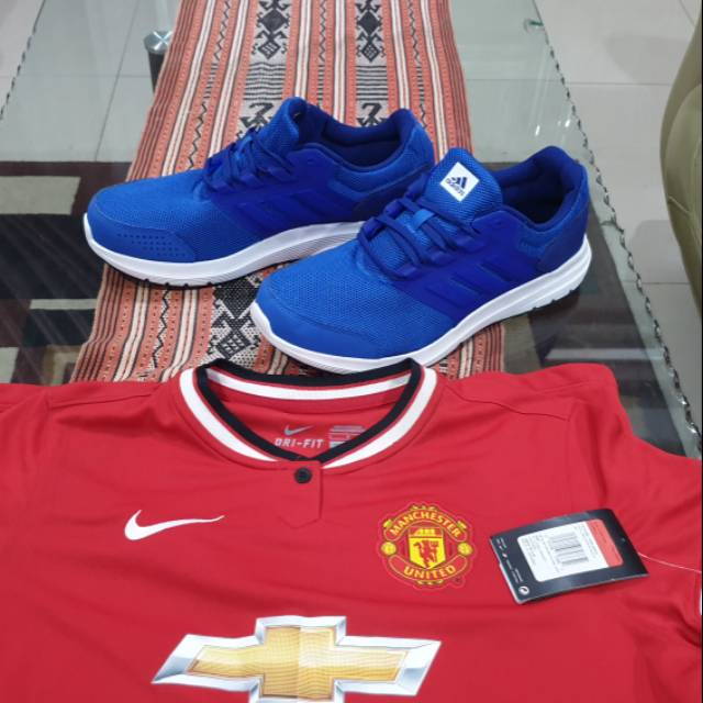 Sepatu running adidas galaxy 4 M bonus jersey original
