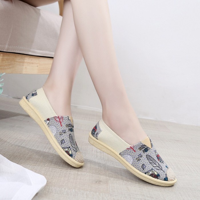 LPS Sepatu Flat Wanita Sneakers Canvas Joging Sneaker Kanvas Slip On Blue Jean Cewek Perempuan Lari Olah Raga Formal Shoes Sniker Sport Nyaman Putih Olahraga Karet Elastis Import Converse Pria Cowok Laki Laki Sekolah Kerja Casual Murah Keren Sepatu Kasual-5