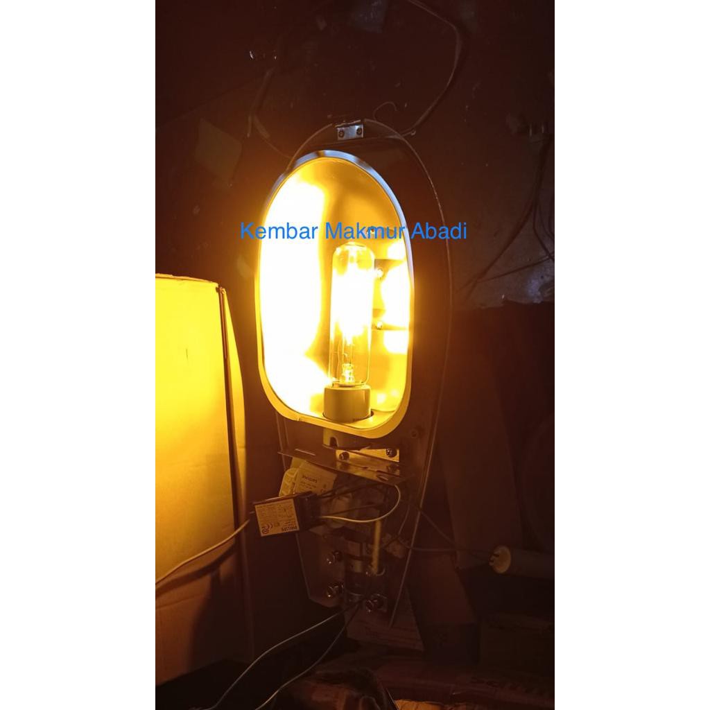 LAMPU TAMAN 150WATT/ LAMPU PJU/ LAMPU SON 150 WATT. KAP PHILCO KOMPONEN PHILIPS 150WATT