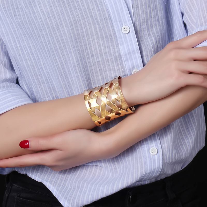 [NEW] Gelang Free size Titanium Import Korea Trend Masa Kini Cocok Hadiah GK104