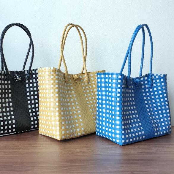 Ayana Bag - Tas Anyam Plastik, Tas Parcel Hampers, Shopping Bag Jumbo - Hitam