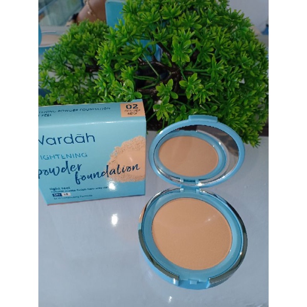 WARDAH BEDAK PADAT LIGHTENING NON REFIL