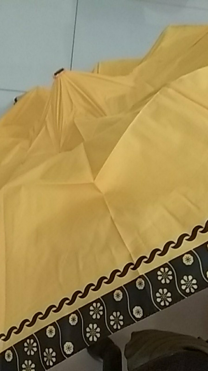 Payung Lipat Anti Uv Corak Batik Unik Untuk Panas Dan Hujan Warna Kuning