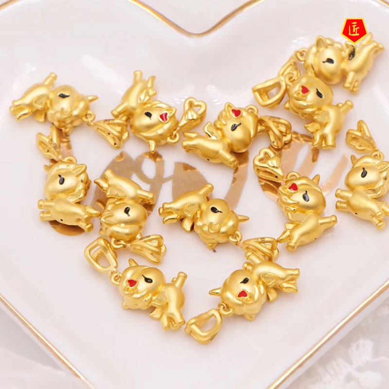 [Ready Stock]Love Unicorn Pendant 3D Golden Dreamy Cute Pegasus Necklace for Women