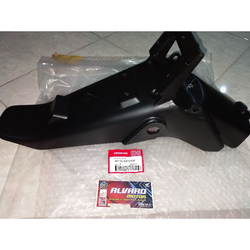 Spakbor fender slebor belakang megapro HIU 80100keh930 original