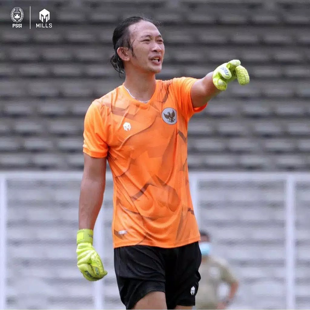 JERSEY TIMNAS GARUDA INDONESIA 2020 MILLS 1013GR BAJU LATIHAN TIMNAS TRAINING JERSEY TIMNAS ORANGE