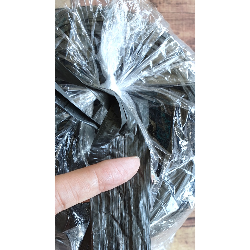 Tali Rafia Hitam 600 gram - Tali Plastik Rapia Hitam Roll Besar