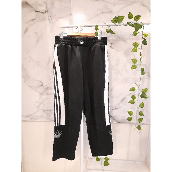 celana adidas second