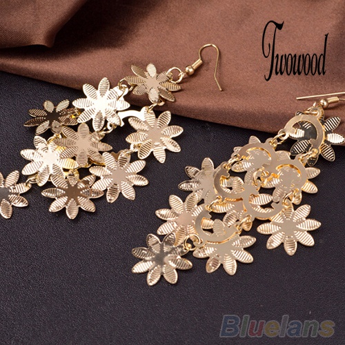 Anting Kait Gantung Desain Snowflakes Multilayer Bahan Alloy Gaya Vintage Untuk Wanita