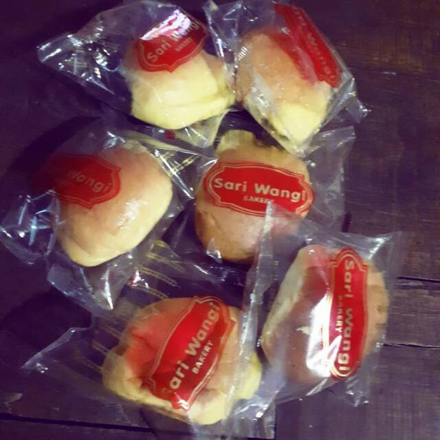 Roti Sariwangi Fla isi 50 pcs