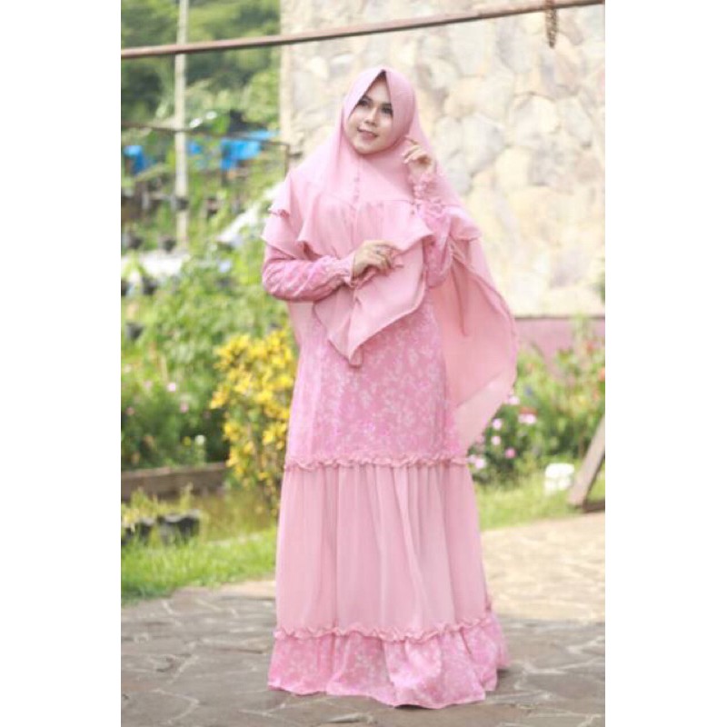 AMANDA SYARI GAMIS CERUTY SUSUN REMPEL MOTIF BUNGA