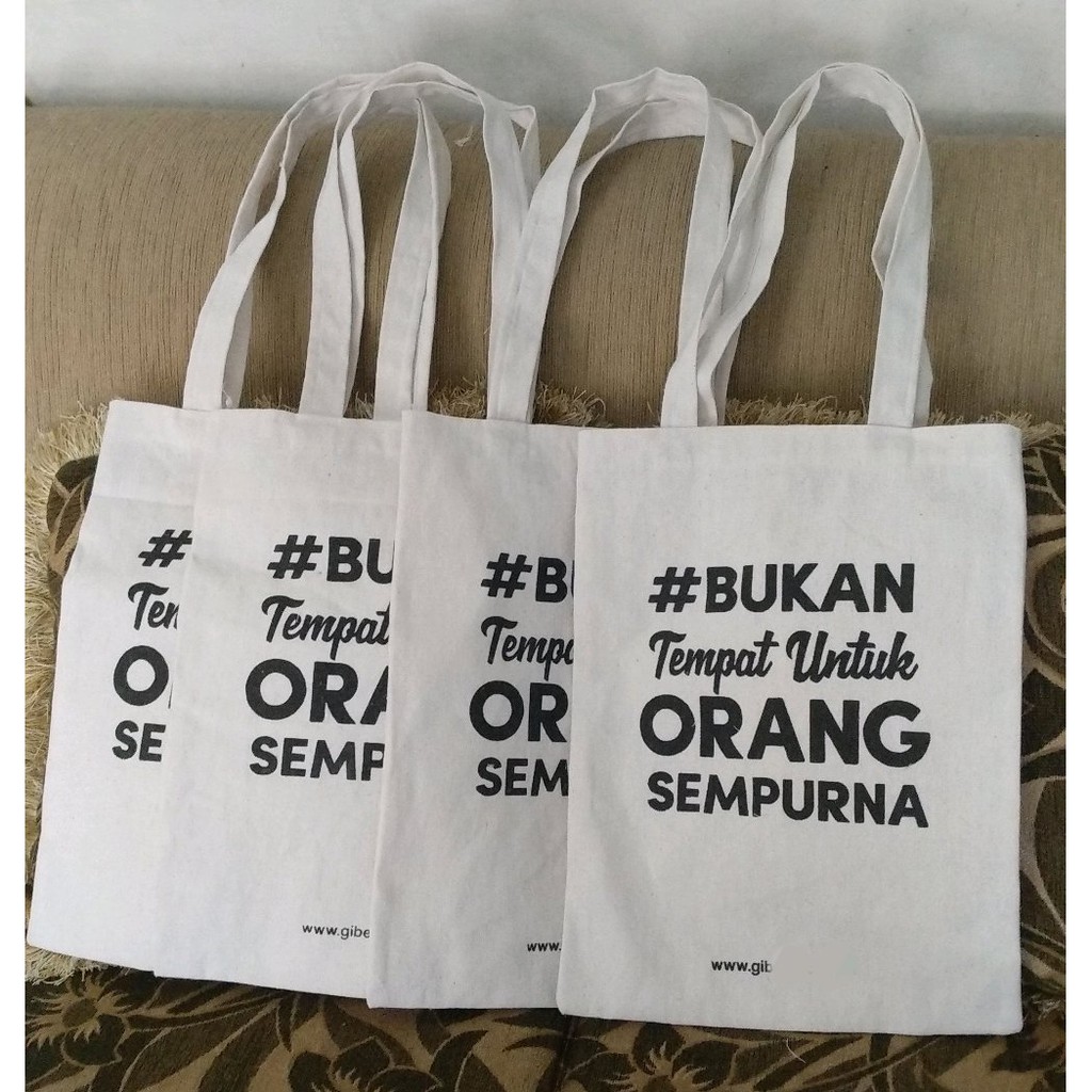 

Goody Bag Blacu Sablon (bisa bikin satuan)