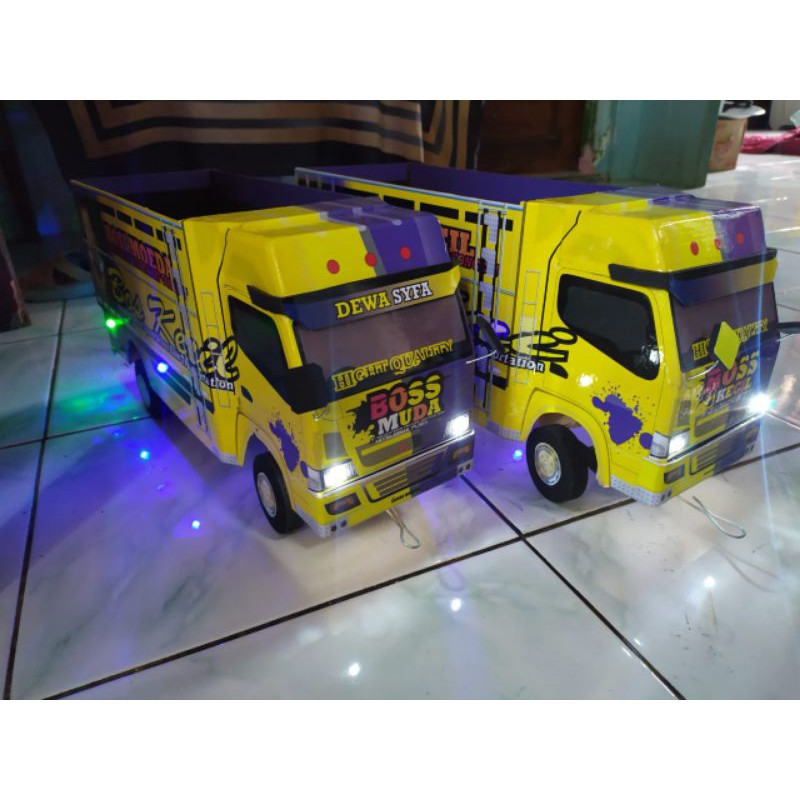 Miniatur Truk Suspensi OlenG
