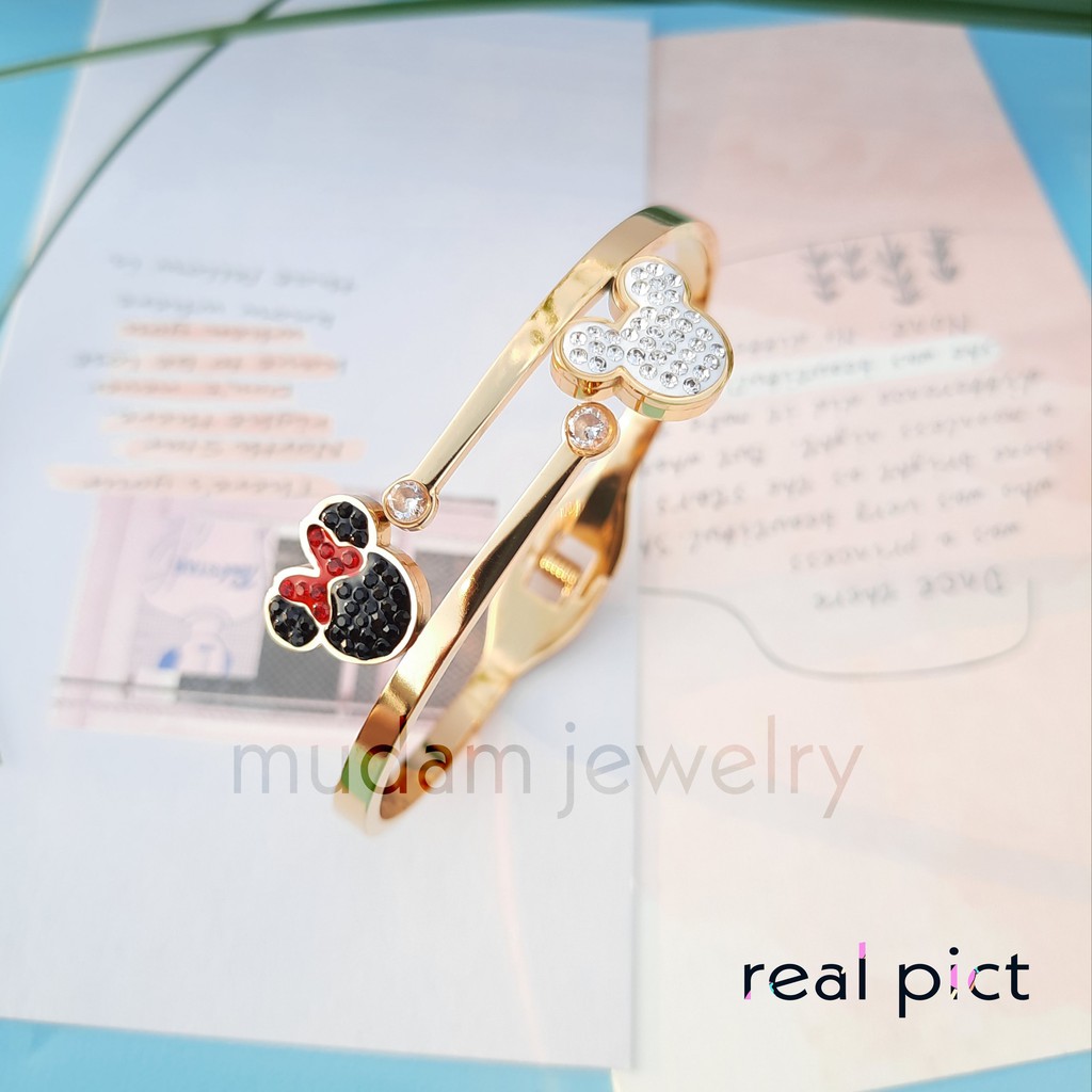 Gelang Bangle Titanium Dua Minnie Dengan Diamonds Artifisial Untuk Wanita Dewasa Tersedia Warna Rose Gold dan Gold