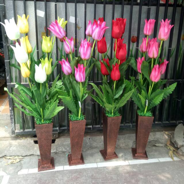 Artificial bunga tulip lancip +pot kayu tembaga bunga sudut ruangan