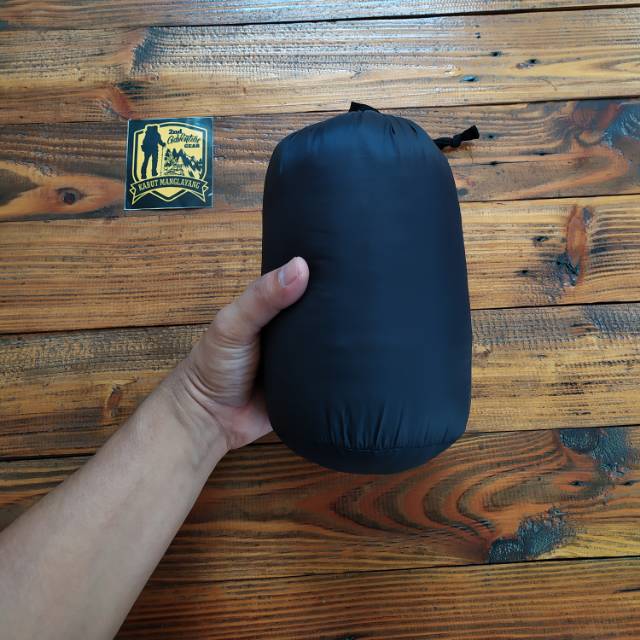 JAKET UNIQLO ULTRALIGHT - JAKET BULU ANGSA - JAKET BULU ANGSA SECOND - JAKET WINTER - JAKET UNIQLO