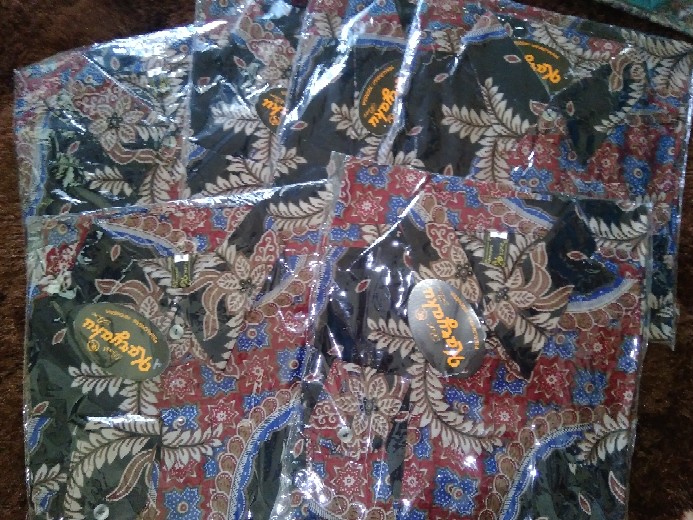 Kemeja Batik Pria Lengan Panjang / Atasan Tradisional • Exclusive Karyaku • Premium High Quality