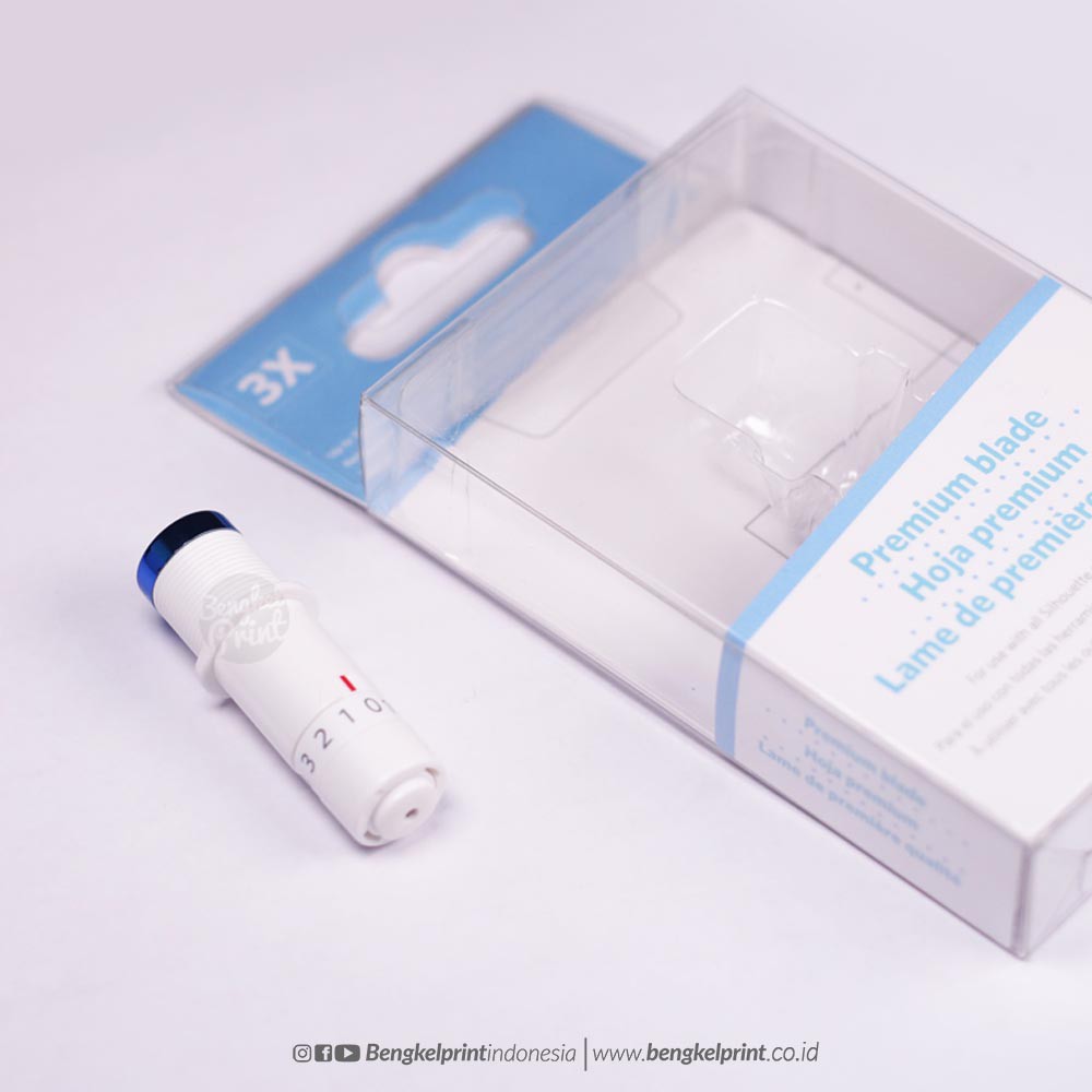 Premium Holder Blade Silhouette