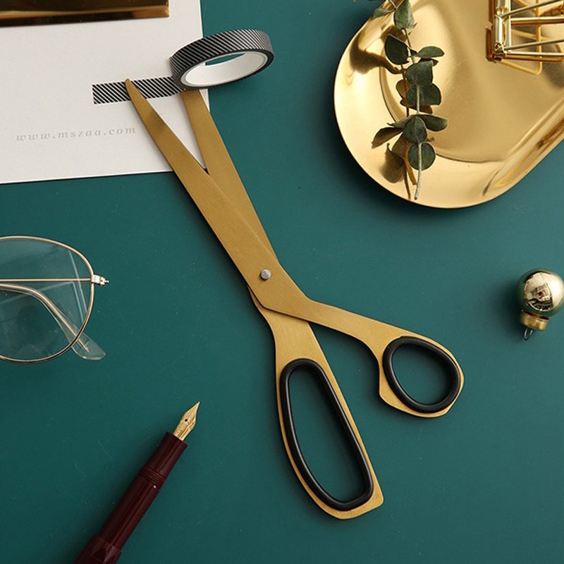 

GOLD AESTHETIC SCISSORS / GUNTING EMAS / GUNTING SULTAN