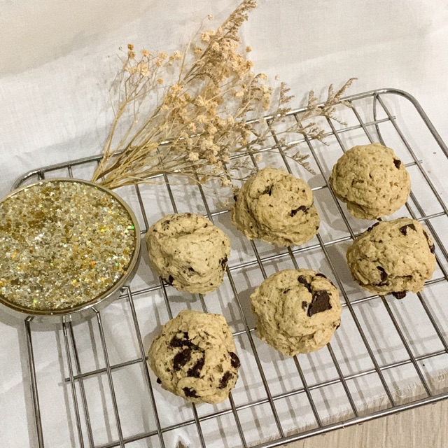 

Cookies and Cream Ice Cream Scoops Cookies