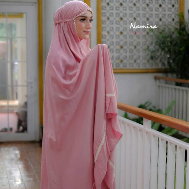 Mukena Namira ori Akifa