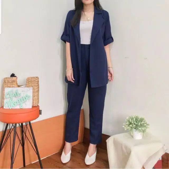 MESYA SET 2IN1 /SETELAN BLAZER DAN CELANA /BANYAK SIZE( M, L DAN XL)