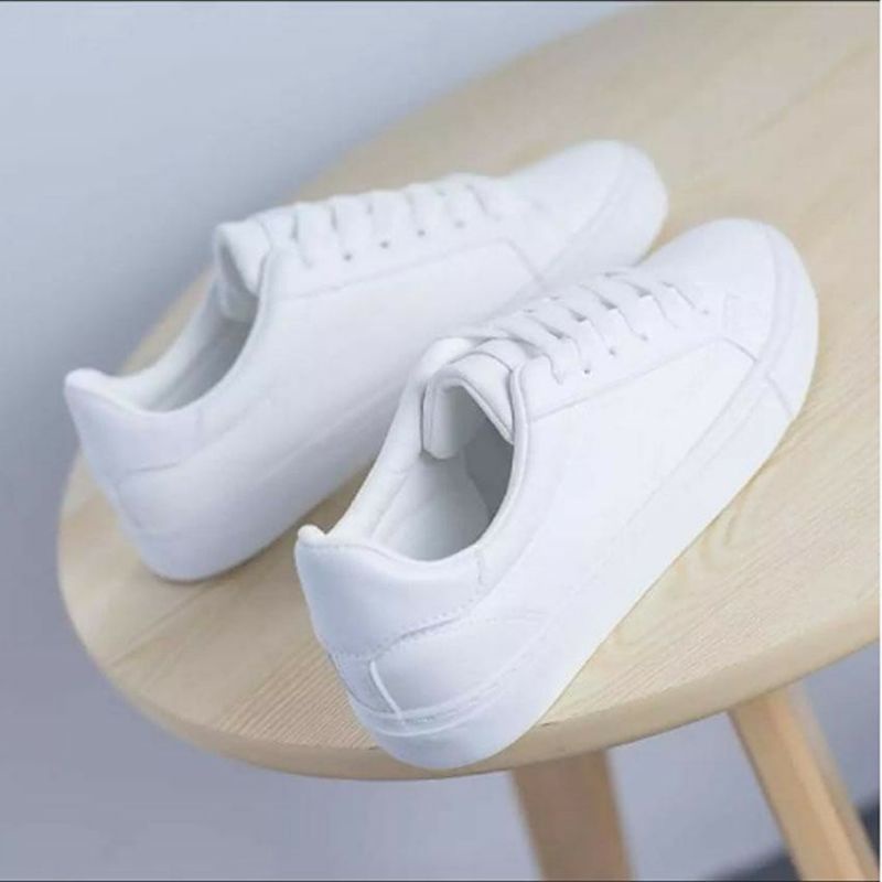 sneakers full white