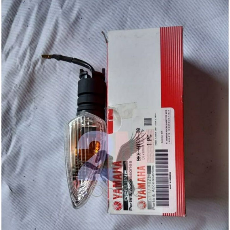 LAMPU SEN SEIN DEPAN KANAN VIXION 155 ASLI ORI YAMAHA BK8 H3320 00
