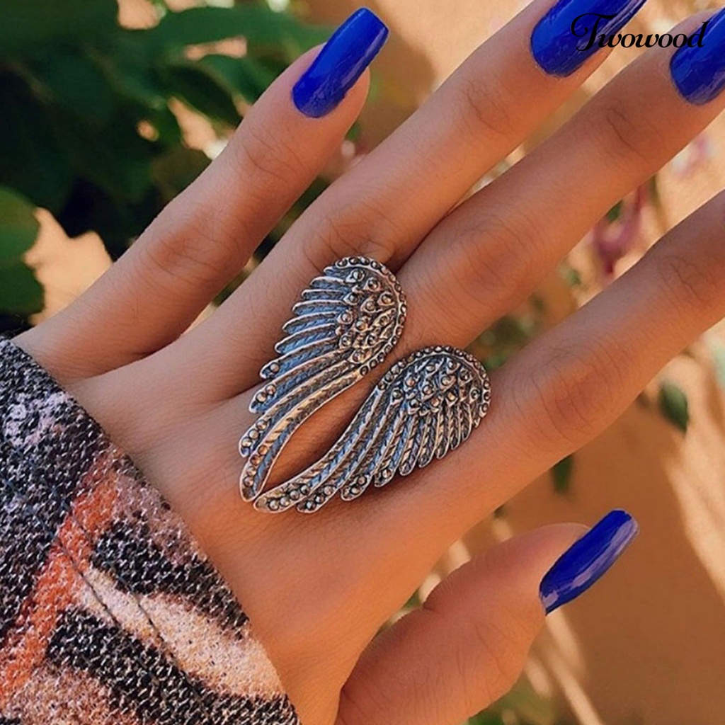 Twowood Finger Ring Exquisite Punk Style Wing Design Elegant Women Vintage Ring for Party