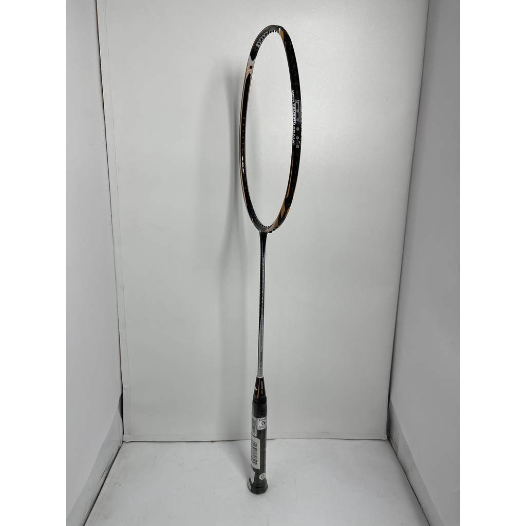 Raket Bulutangkis / Badminton Racket Dunlop Biomimetic Tour 1000 (85g) ORIGINAL