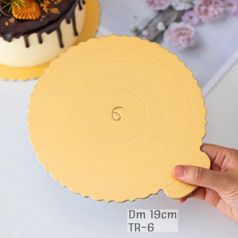 TATAKAN KUE TART CAKE BOARD BULAT/PERSEGI  EMAS