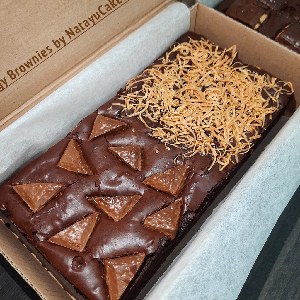 

[NEW] FUDGY BROWNIES PREMIUM / FUDGY DARK CHOCOLATE /SHINY CRUSH