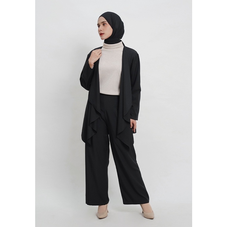 Wavy Outer Black by BITA - Outer Wanita Polos dengan Aksen Gelombang-1