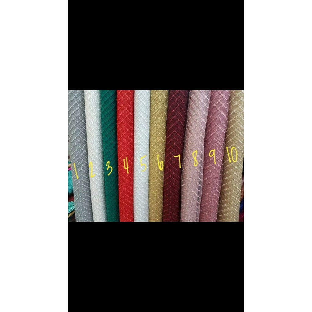 Tile Kotak Kecil   Kain Tulle