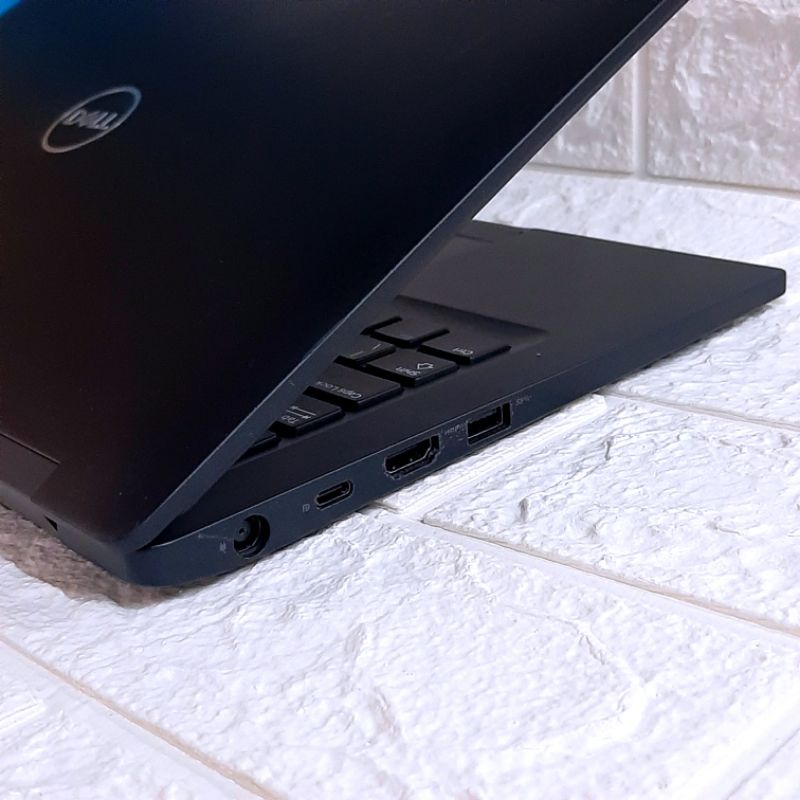 Laptop Core i7 MURAH Dell Latitude E 7390 Bergaransi SSD