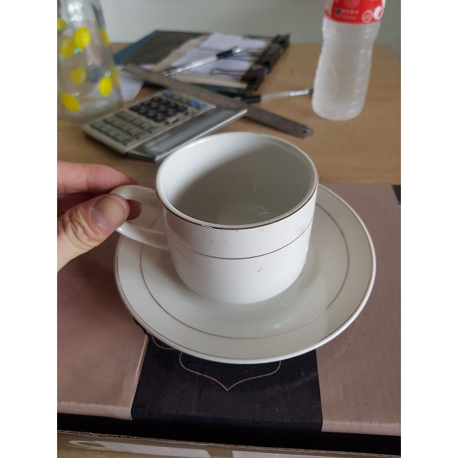 Gelas Keramik plus piring lis emas- Gelas Set keramik/ Gelas Set
