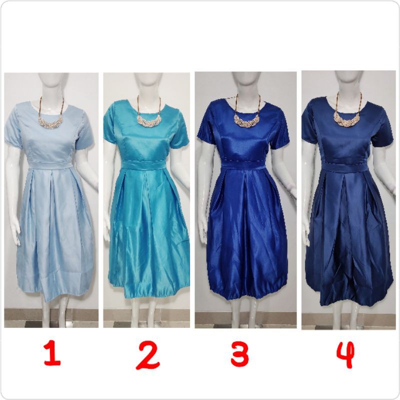 Sharon - size L - dress saten flare / dress putih / sidi  /seragam natal