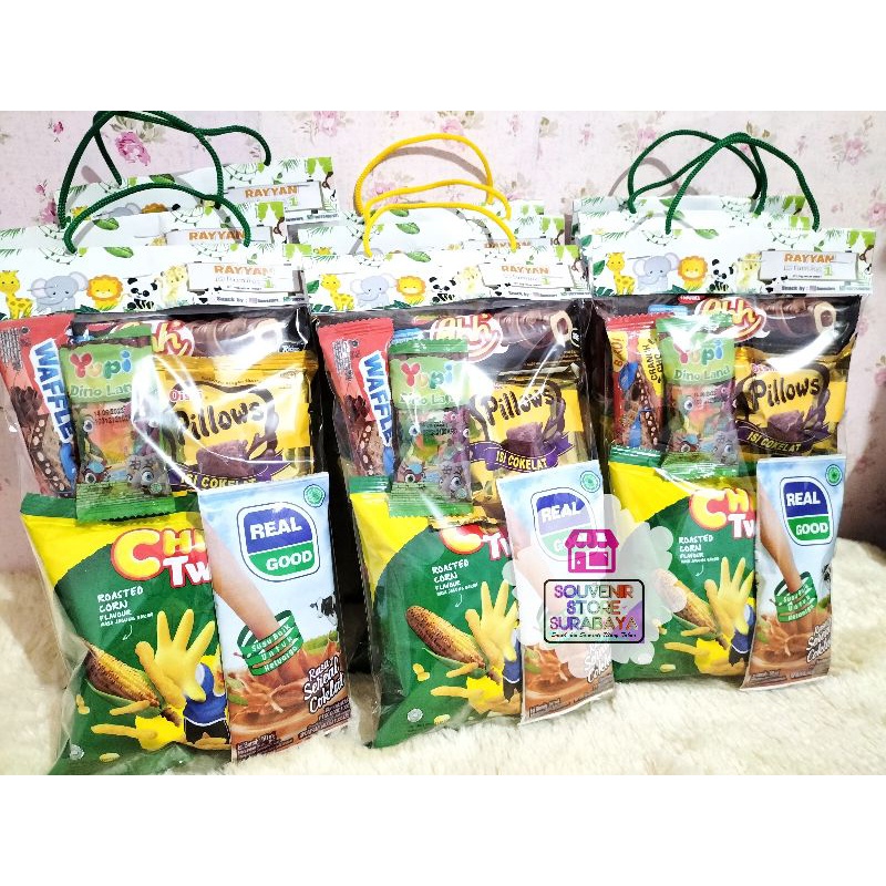 Bingkisan Ulang Tahun / Mini snack custome label / Label ultah custome / Paket snack ultah / snack ulang tahun