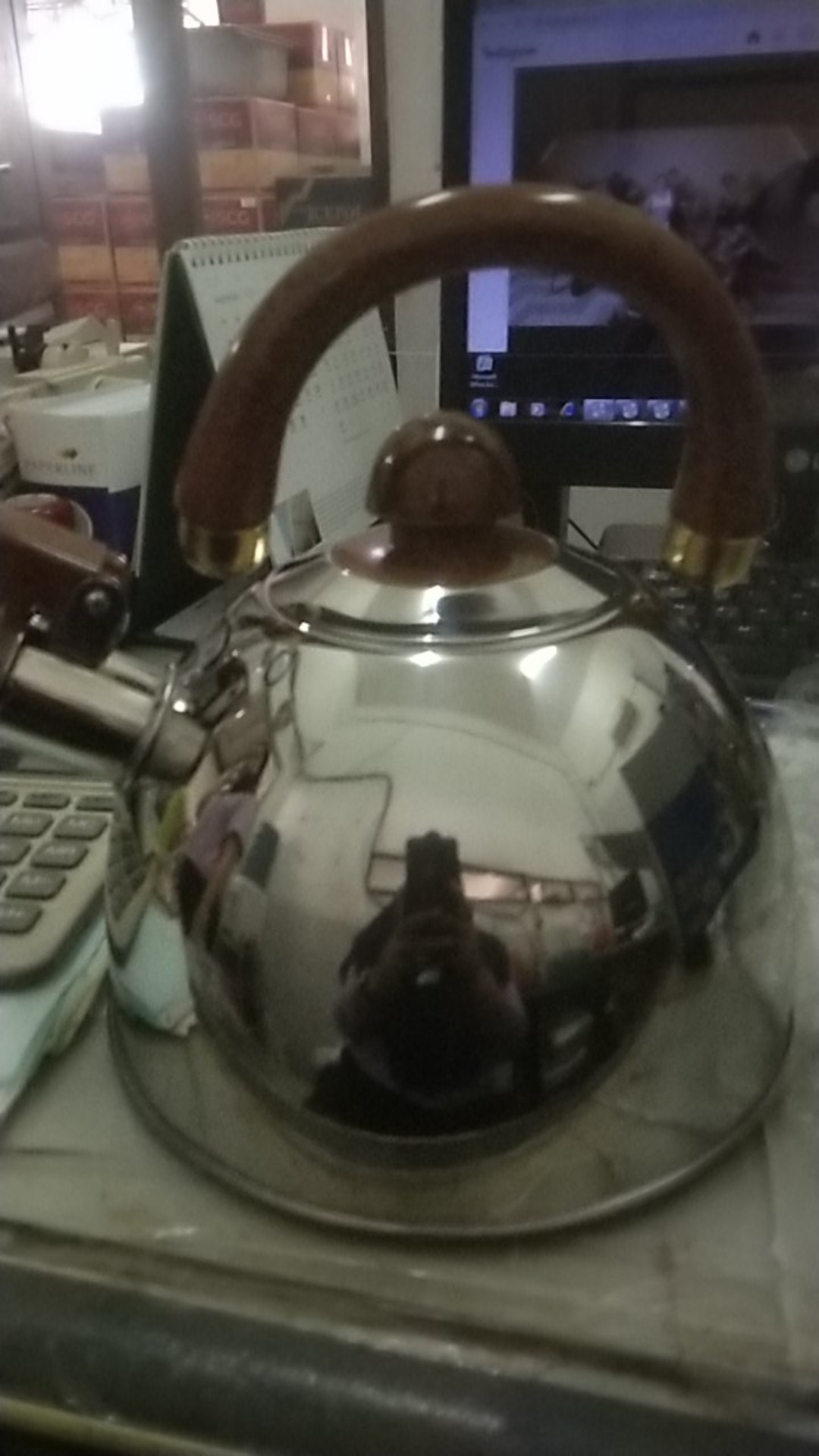 Teko Siul - Ceret Bunyi - Whistling Kettle Stainless Steel 2.5 Liter Q2 8025