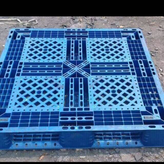 

palet plastik ukuran 110x110x15