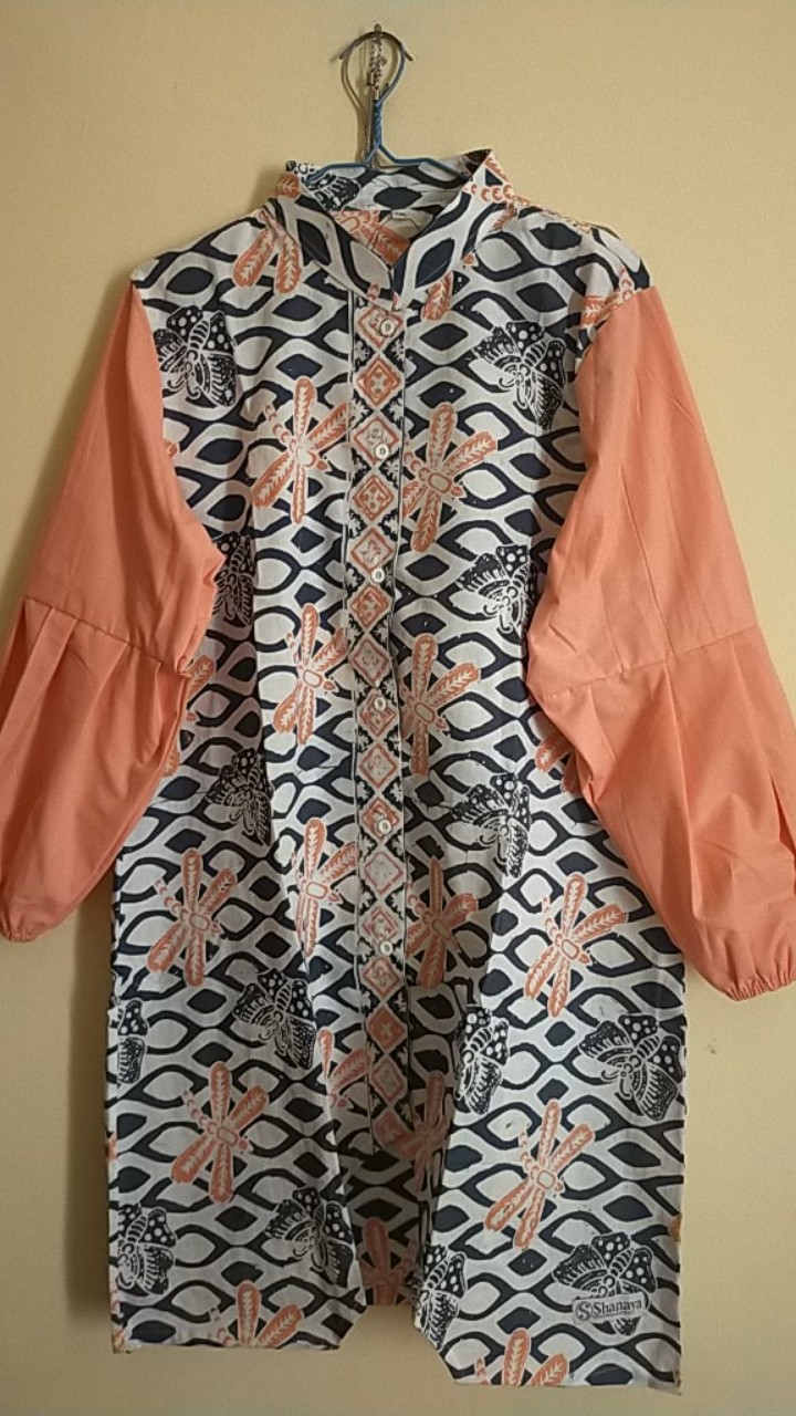 Shanaya Batik Tunik Alia Batik Cap Wonogiren Lengan Balon Kancing Full